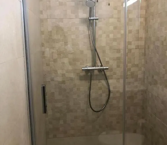 Apartments&rooms Mila - yard Daire *