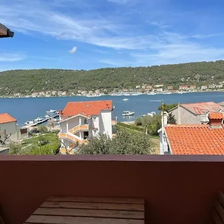 And Mila - Yard Supetarska Draga